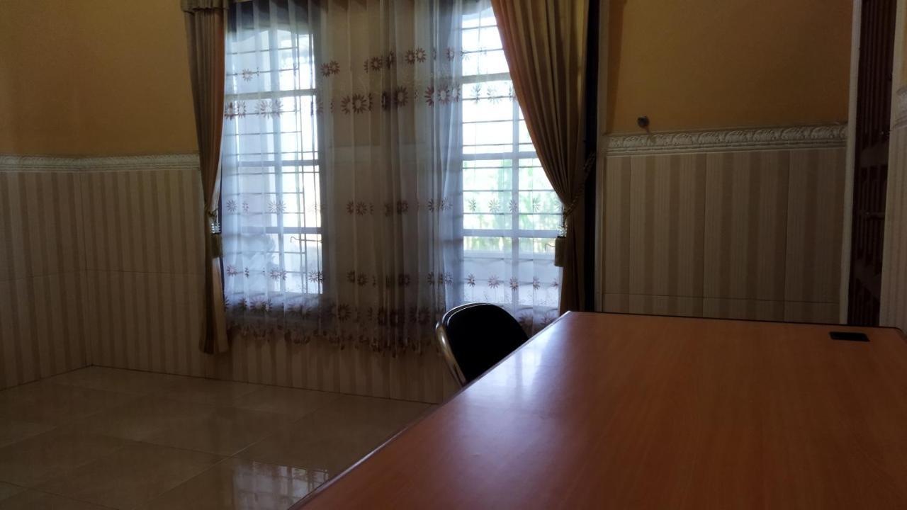 Bougenville Homestay Lembar  Exterior foto
