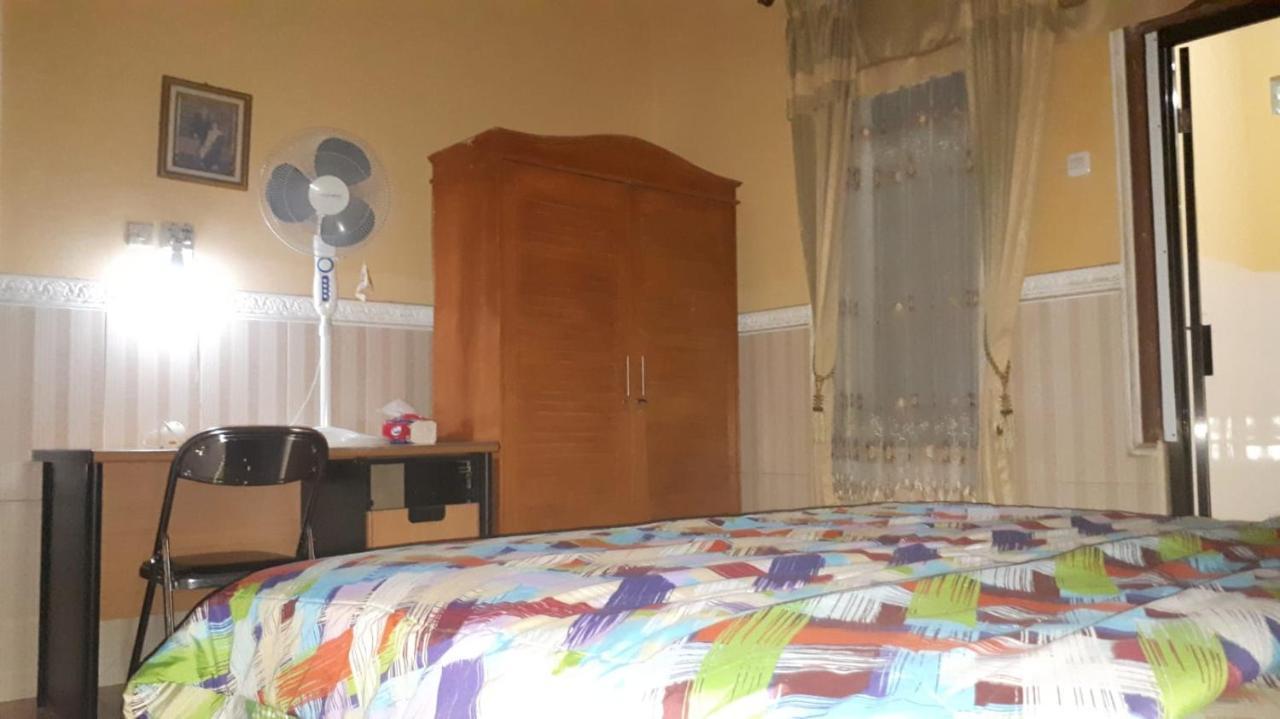 Bougenville Homestay Lembar  Exterior foto
