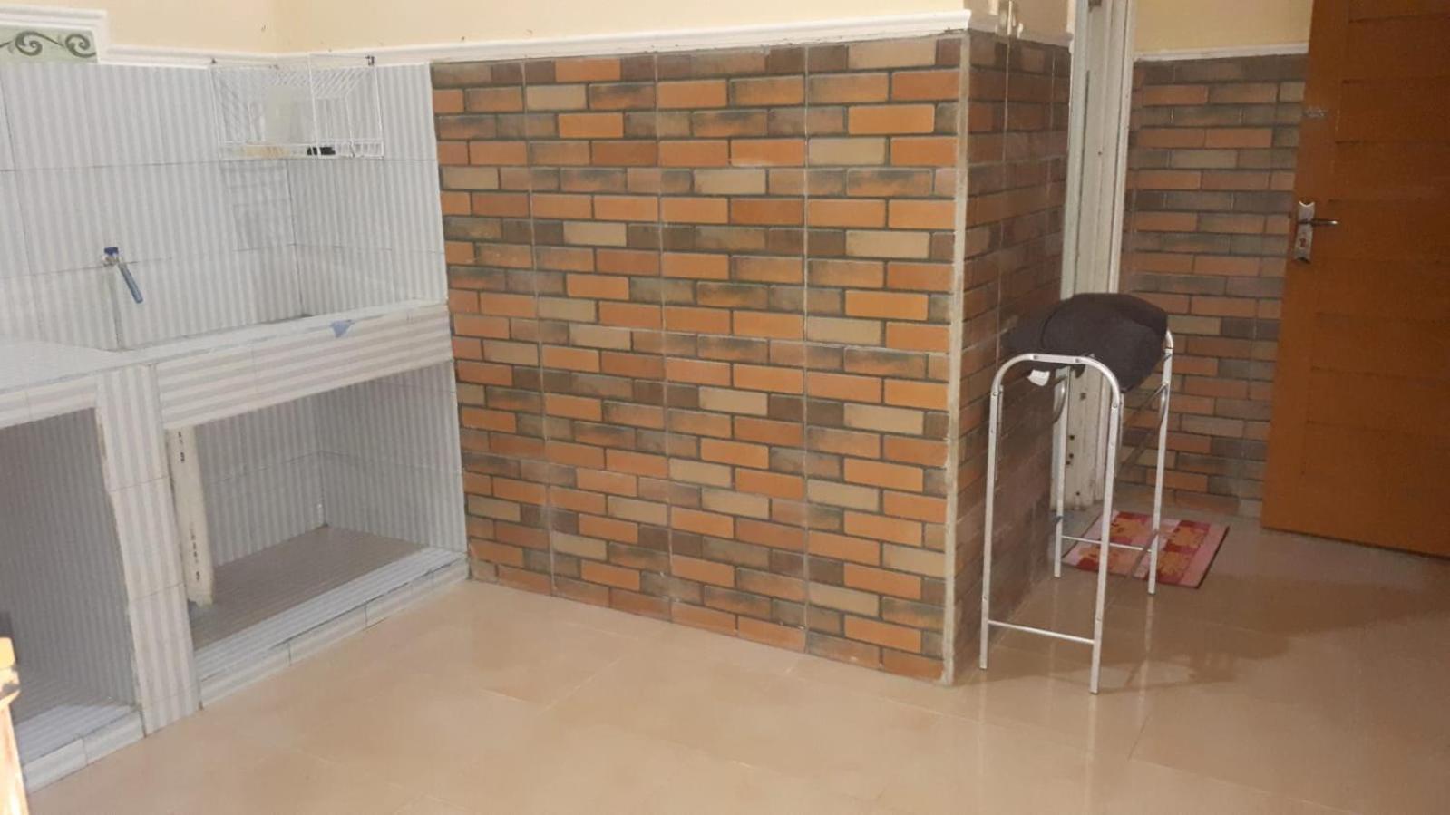 Bougenville Homestay Lembar  Habitación foto