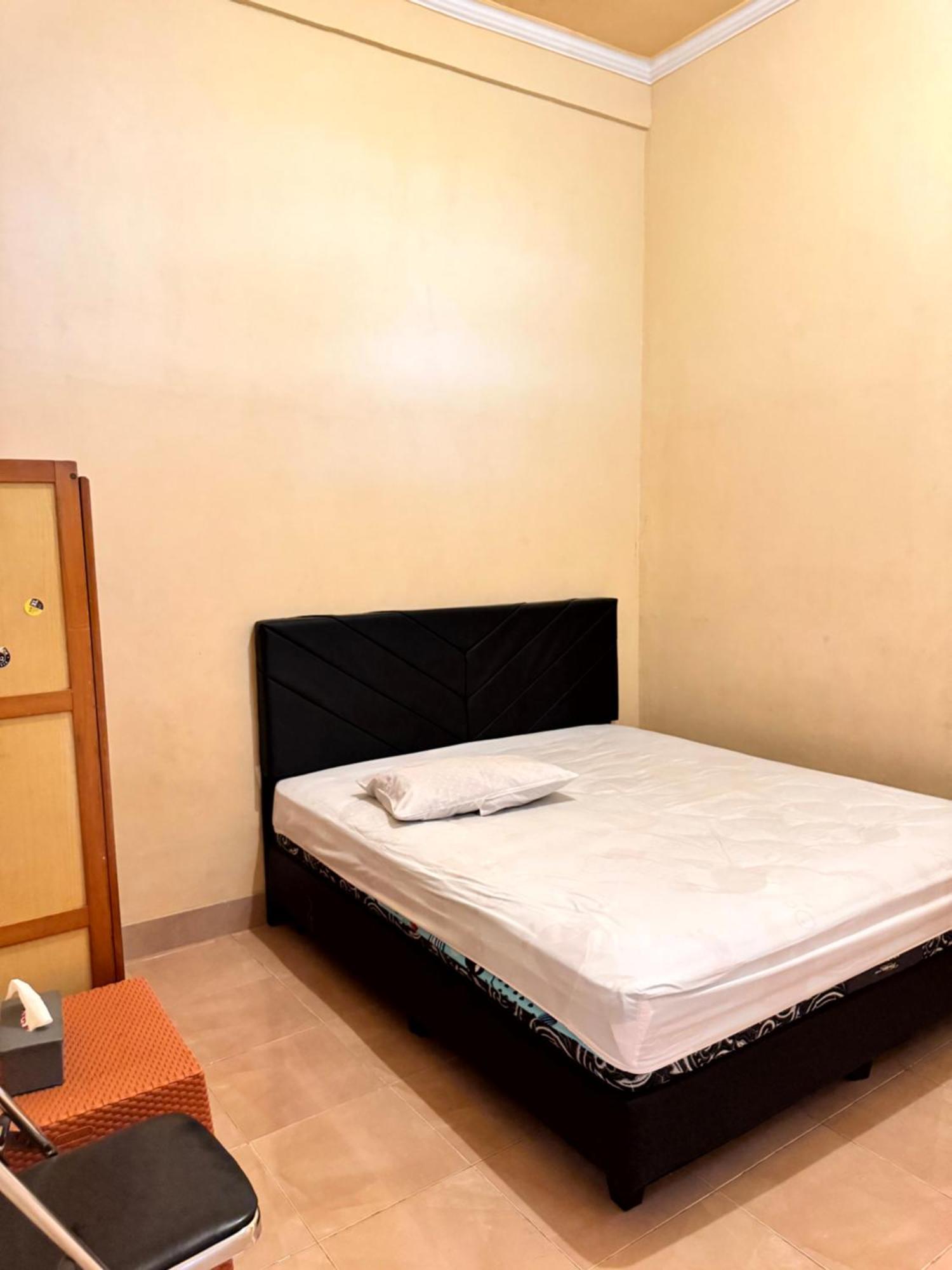 Bougenville Homestay Lembar  Exterior foto